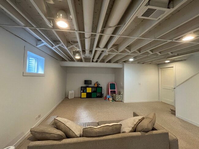 Building Photo - 1288 Marls Ct