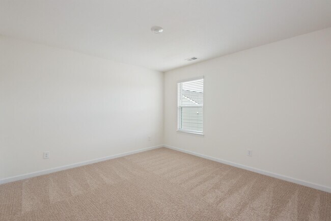 Building Photo - 112 Kaley Ln