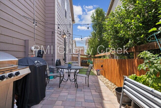 Building Photo - 4373 S Nepal Ct