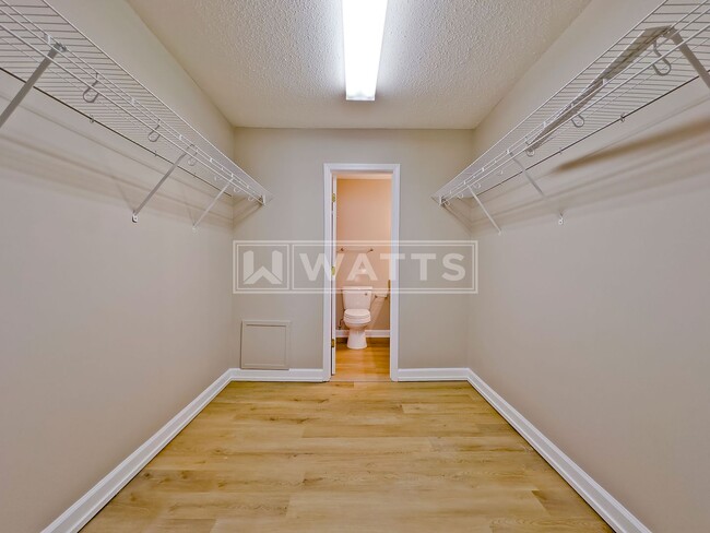 Building Photo - 2-Bed 2-Bath Condo in Homewood/Vestavia Area of Hwy 31