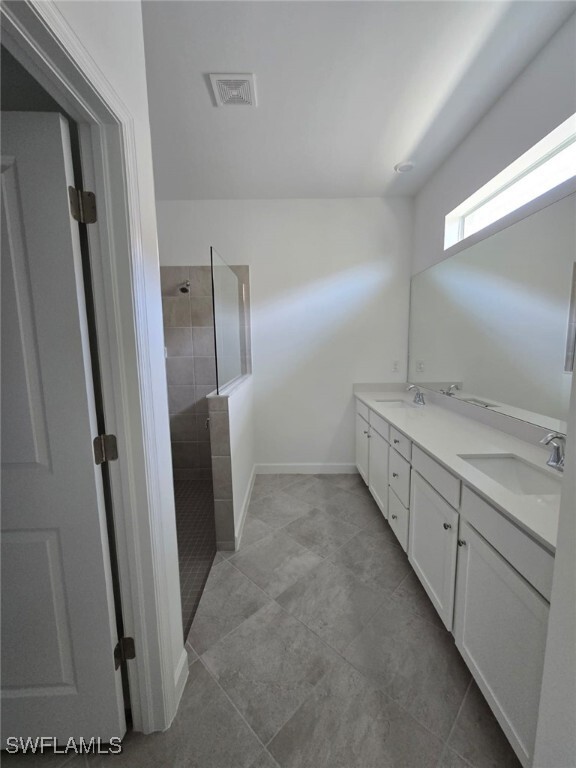 Building Photo - 20585 Copperhead Dr