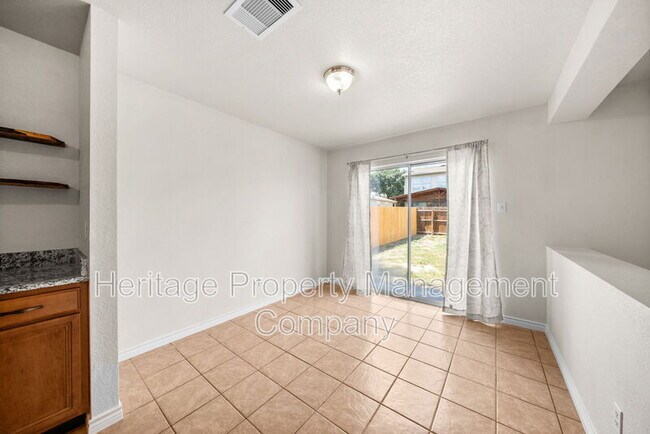 Building Photo - 9939 Hawksbill Peak