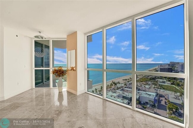 Building Photo - 101 S Fort Lauderdale Beach Blvd