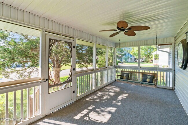 Building Photo - 769 Dayflower Ct