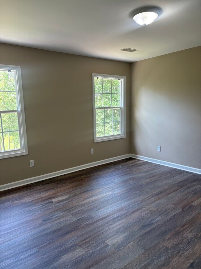 Building Photo - New For Rent in Pinson!