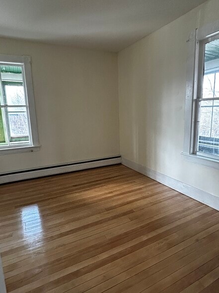 Bedroom - 31 Cogswell St