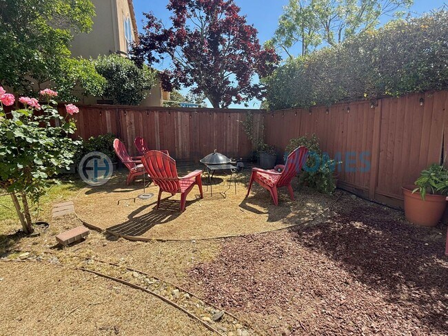 Building Photo - Rare 5BD Corner Lot Home in Hamilton Southgate — Soaring Ceilings & Hardwood Floors - FOUNDATION