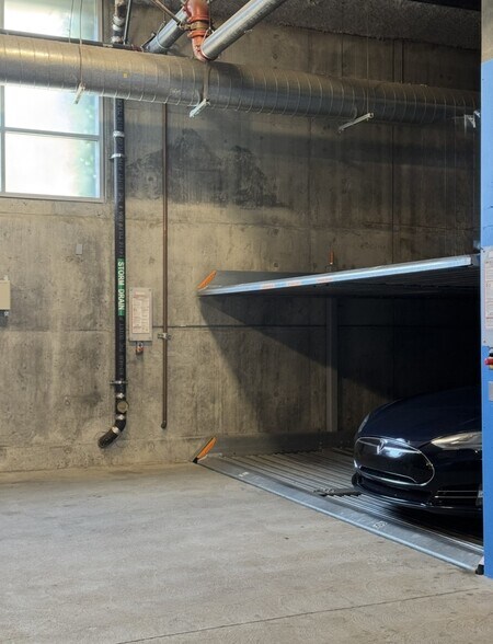 Designated parking spot - 901 Jefferson St