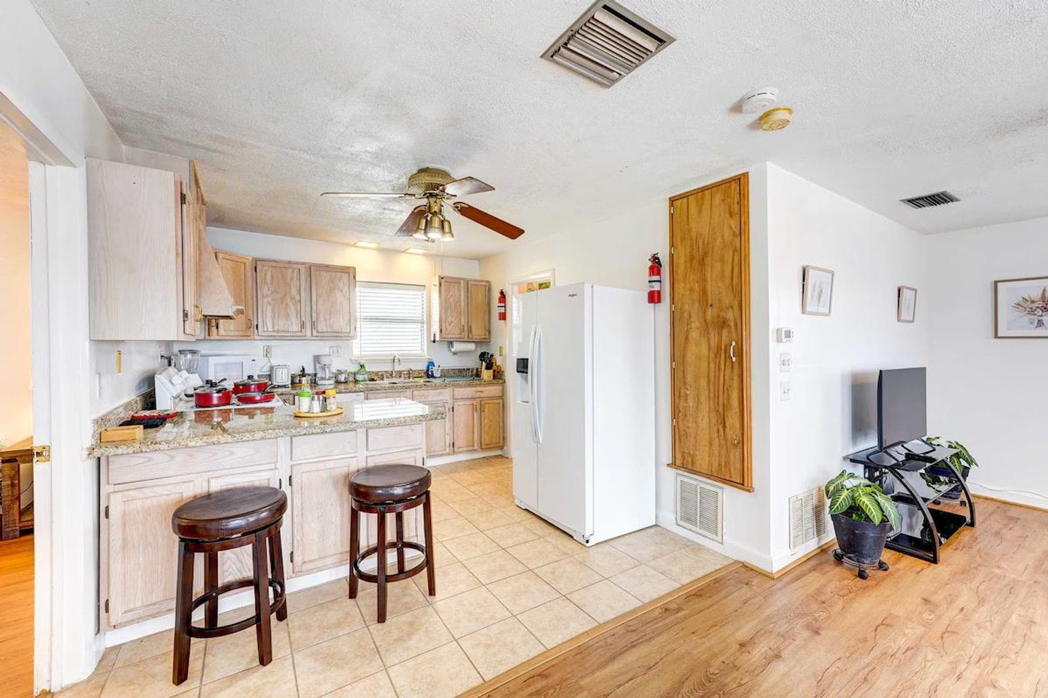 Building Photo - 3602 Waterloo Dr