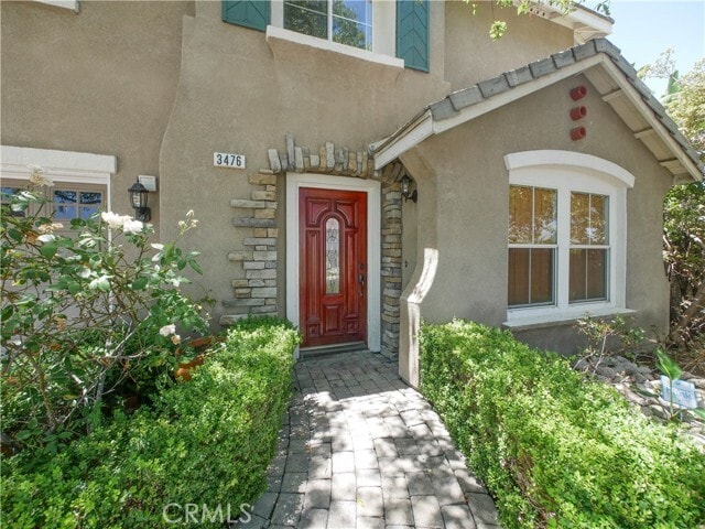Building Photo - 3476 Hawthorne Dr