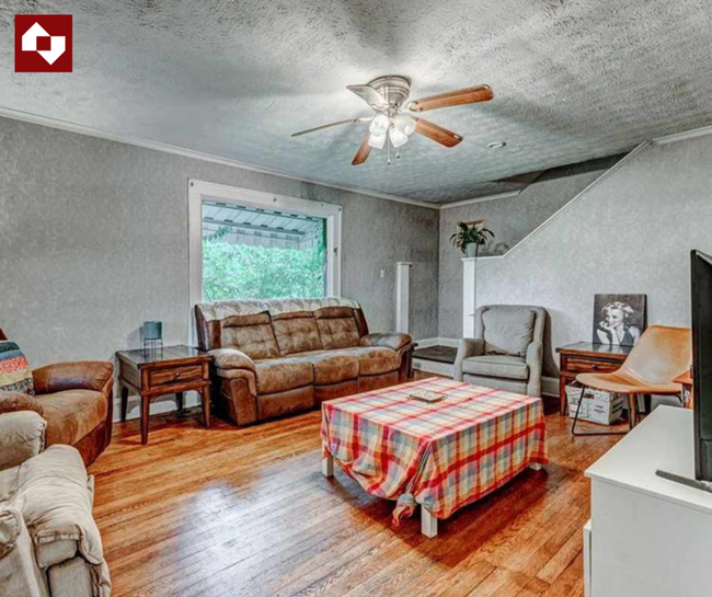 Building Photo - 3 bed/2 bath house in Downtown Morgantown