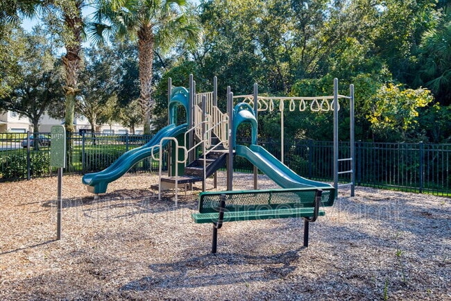 Building Photo - 689 Evening Sky Dr