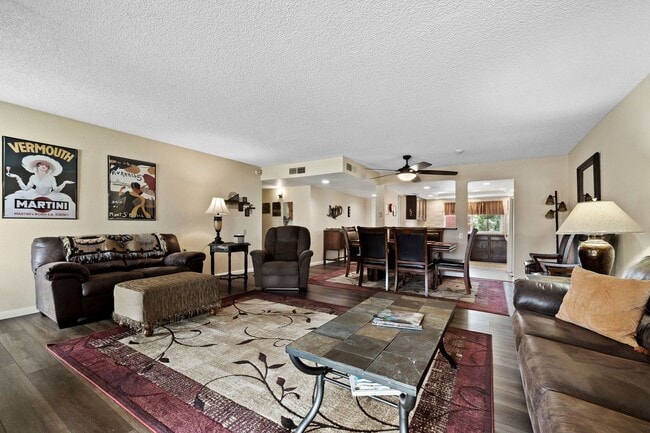 Building Photo - This beautifully appointed 3-bedroom, 2-bathroom condo seasonal rental Located in Leisure World A...
