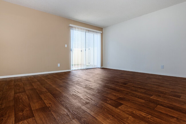 Building Photo - Ridgewood Village Apartment Homes