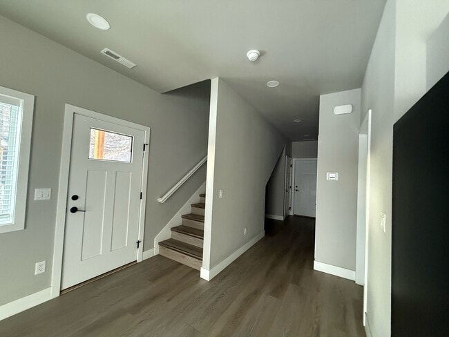 Building Photo - 651 Washington St