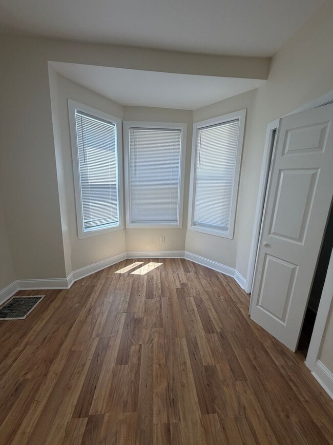 Building Photo - 451 W Bringhurst St