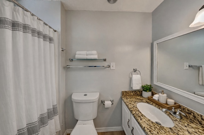 Building Photo - Spacious 3-Bed, 2-Bath Home in Allen, TX with Split Floor Plan, Double Oven & Large Shaded Backyard