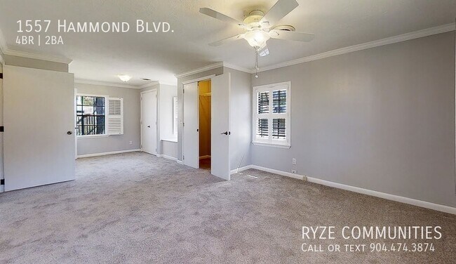 Building Photo - Beautiful Pool Home - Fenced in Yard - Sty...