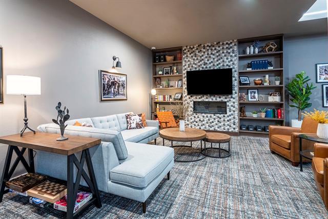 Building Photo - 817 Matisse Dr