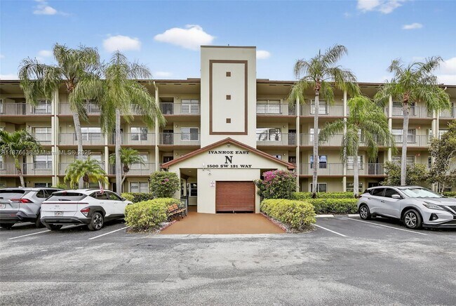 Building Photo - 1500 SW 131st Way