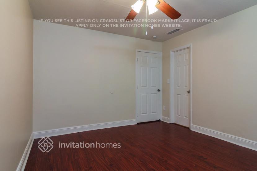 Building Photo - 7711 SW 6th Ct
