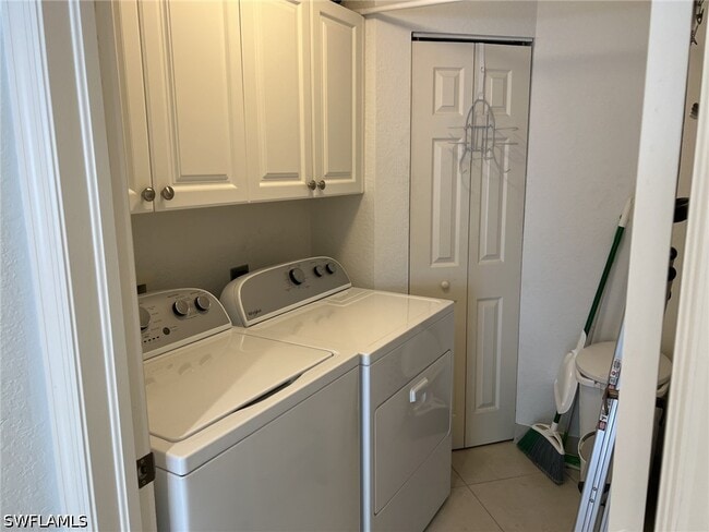 Building Photo - 1240 Sarah Jean Cir