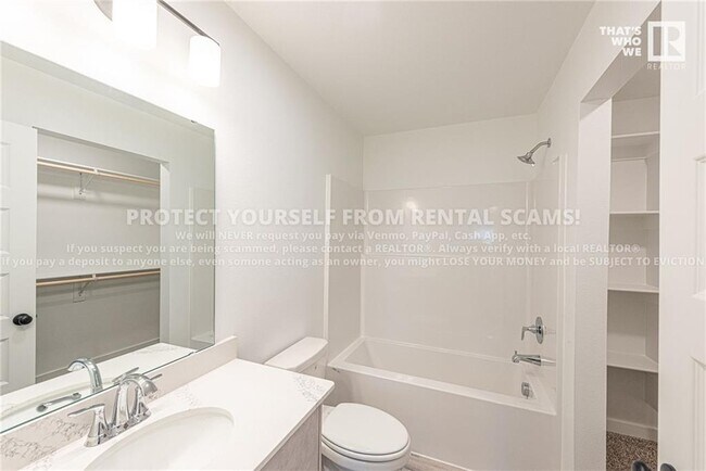 Building Photo - 861 Reading RR Ln