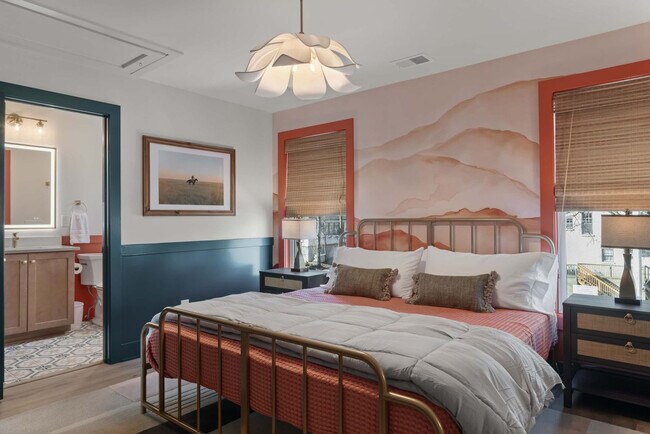 Building Photo - 1315 16th Ave S