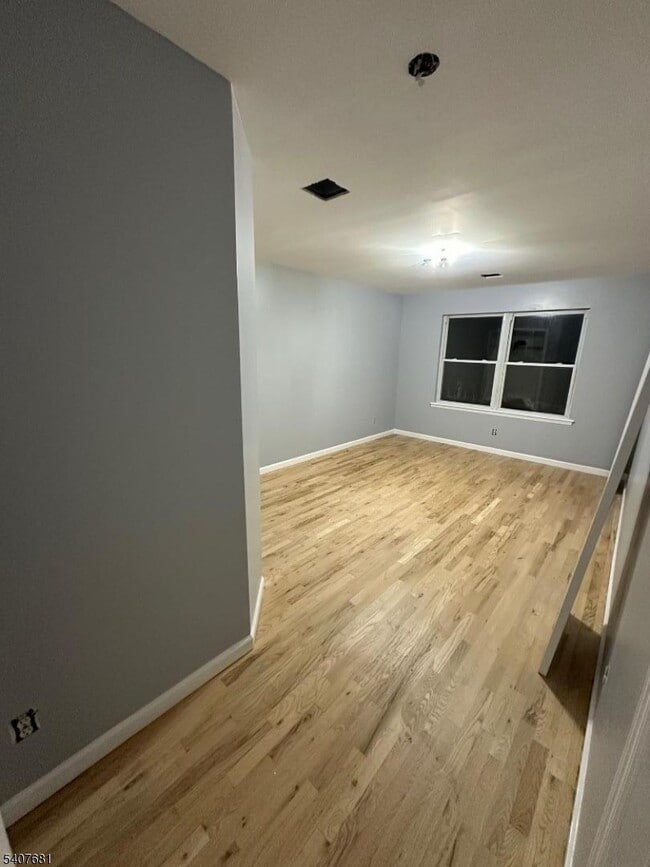 Building Photo - 28 Branford St