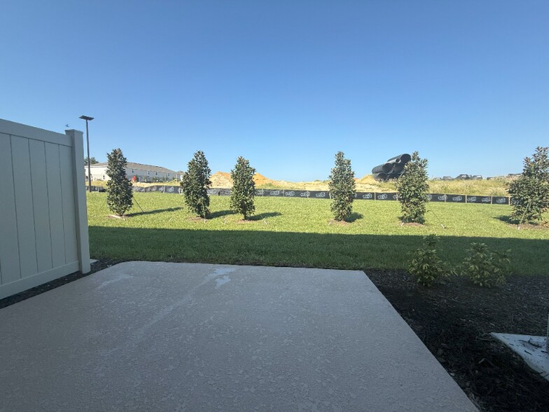 Building Photo - 7753 Waterscape Dr