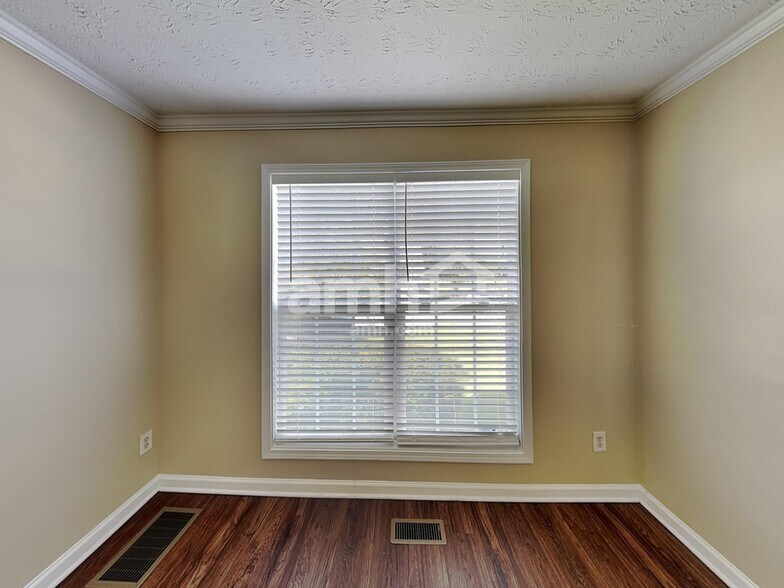 Building Photo - 1877 Alcovy Trace Way