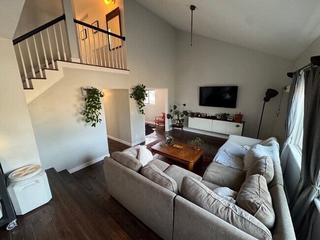 Building Photo - Room for Rent – Bear Valley, Denver | $1,000/month (Bills Included)