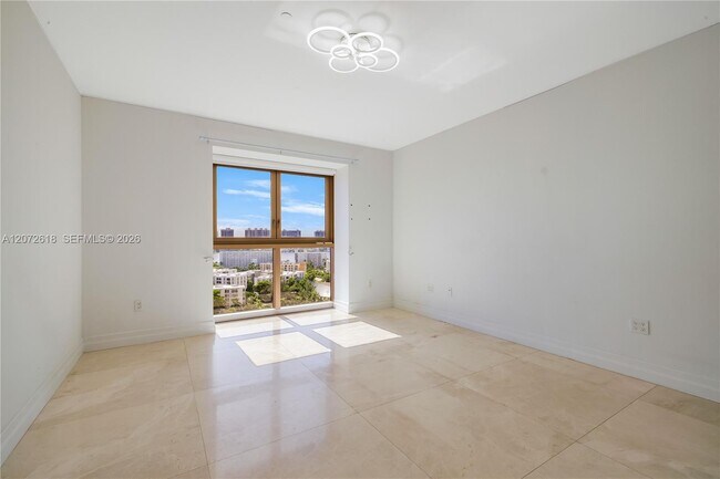 Building Photo - 17749 Collins Ave
