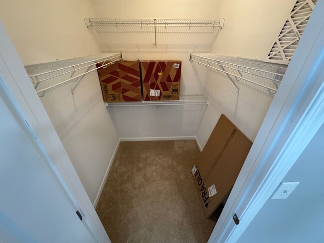 Building Photo - Stunning 3 Bed 2 Bath Condo In Amenity-rich Westchester At Stratford