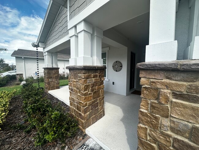 Building Photo - 3087 Park Vale Rd