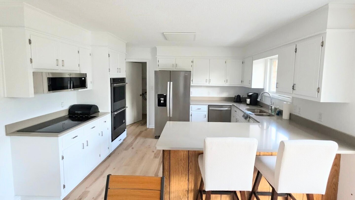 Building Photo - 3460 W Lexington Avenue Ext