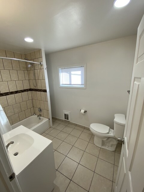 Building Photo - 3112 W Gordon St