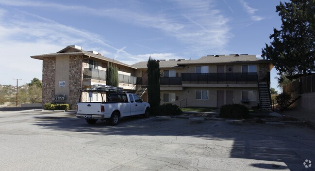 Building Photo - 15771 Kasota Rd