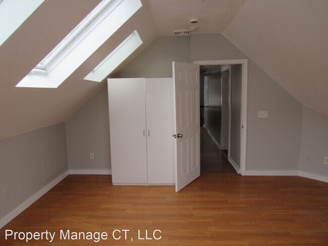 Building Photo - 4 br, 2 bath House - 170 Miller Street