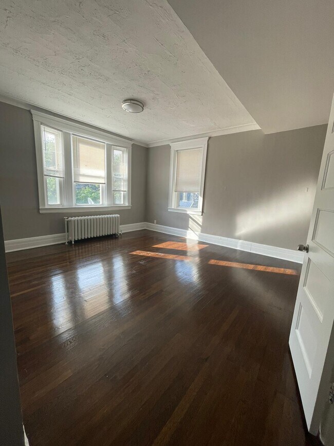 Unit 2A - 264 Palisade Ave