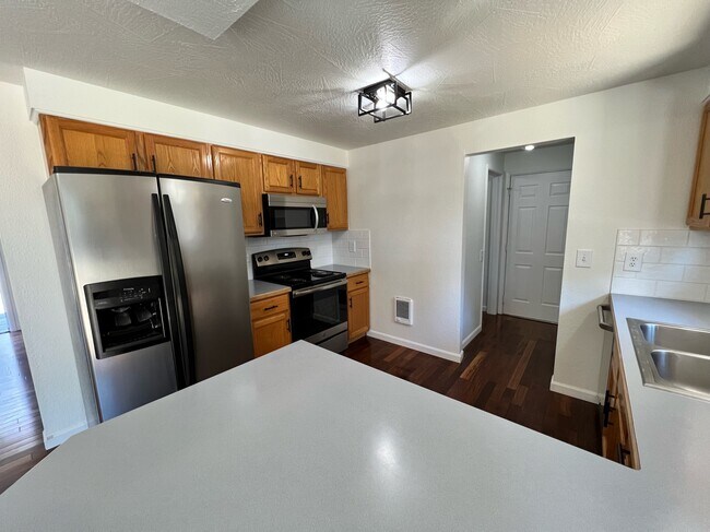 Building Photo - 394 S Harlan Pl