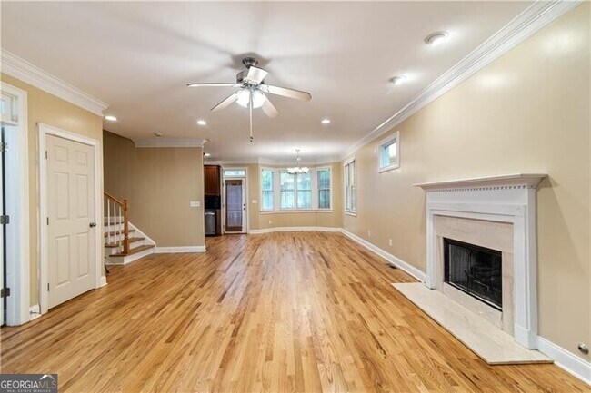 Building Photo - 1199 Foster Pl NW