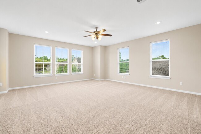 Building Photo - 22503 Miramar Bend Dr