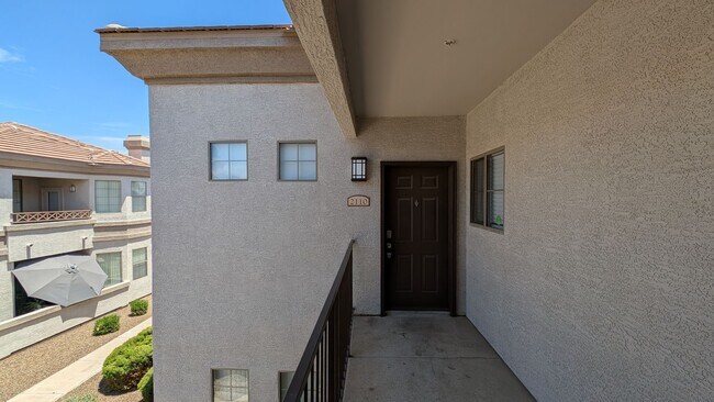 Building Photo - 1 Bedroom Condo in the Solana Townhome Community Near E Baseline Rd and S Higley Rd!