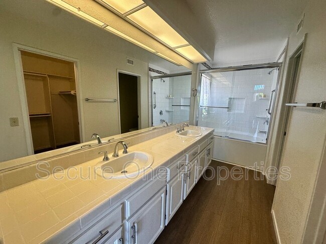 Building Photo - 4539 McBeth Ct