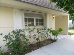 Building Photo - 17247 SW 112th Pl