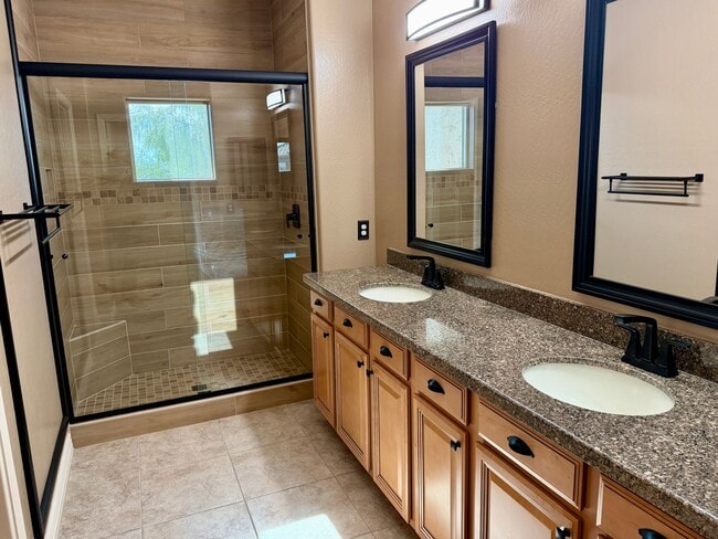 Building Photo - North Valley townhome in Sonoran Foothills