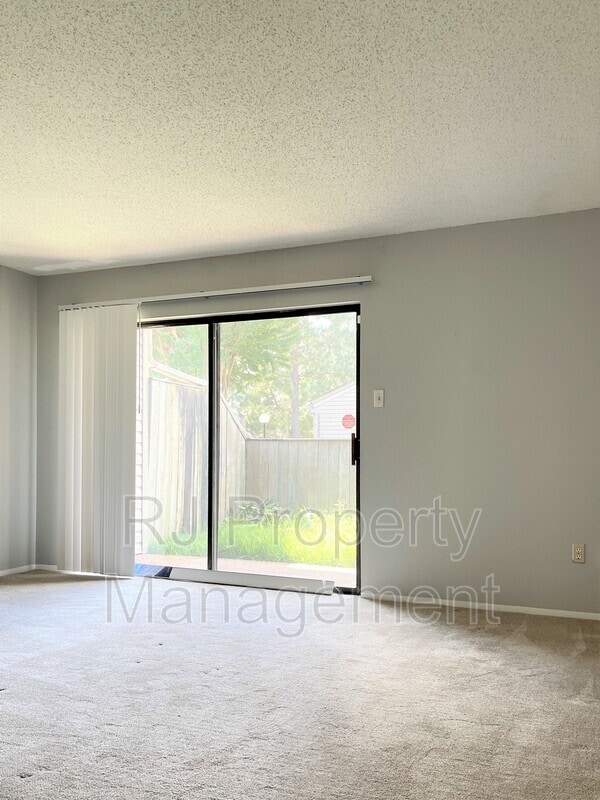 Building Photo - 3085 Rising Sun Rd