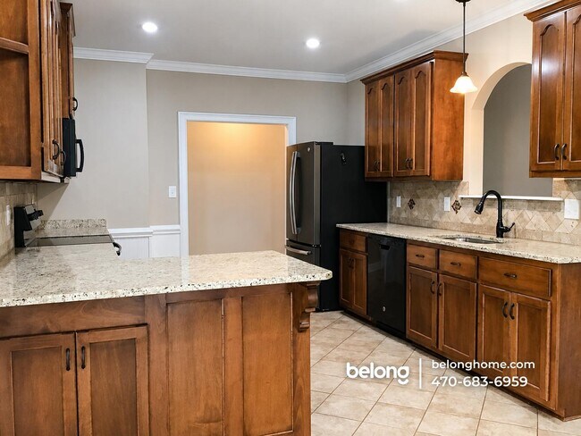 Building Photo - 312 Loneoak Trl