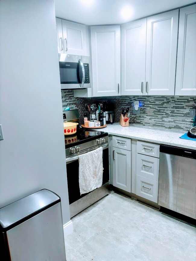 New Kitchen (1 of 5) - 87 Gainsborough St